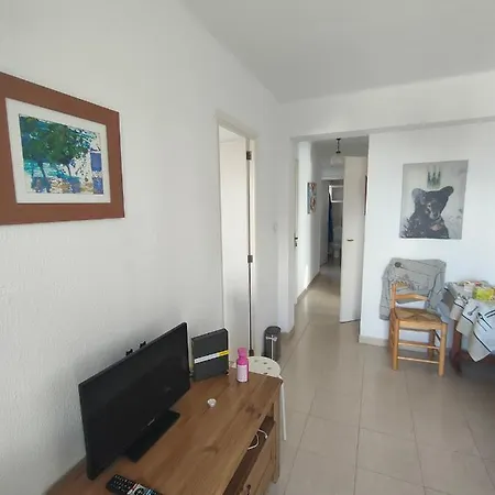 Guest house Camera Privata Singola In Appartamento, Bagno In Comune, Aria Condizionata Caldo Freddo, Wifi, Tv Llucmajor (Mallorca)