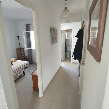 Camera Privata Singola In Appartamento, Bagno In Comune, Aria Condizionata Caldo Freddo, Wifi, Tv Guest house *