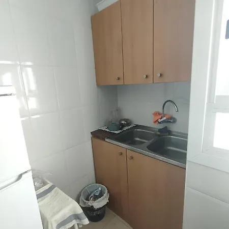 Camera Privata Singola In Appartamento, Bagno In Comune, Aria Condizionata Caldo Freddo, Wifi, Tv * Llucmajor (Mallorca)