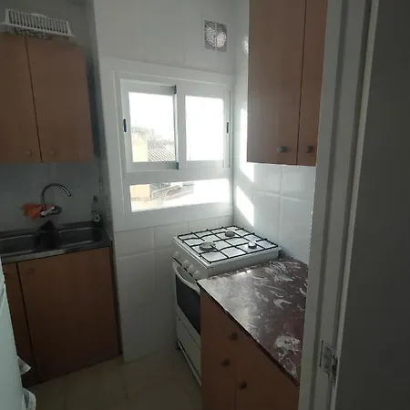 Camera Privata Singola In Appartamento, Bagno In Comune, Aria Condizionata Caldo Freddo, Wifi, Tv * Llucmajor (Mallorca)